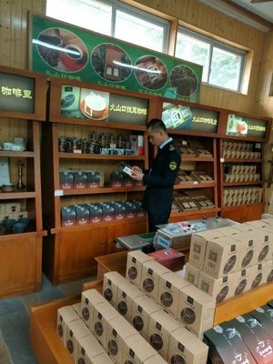 秀英區(qū)食藥監(jiān)局嚴防嚴管嚴控保障港口滯留旅客飲食安全