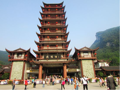 張家界市武陵源區向擾亂旅游秩序行為“亮劍”-最新資訊-張家界·武陵源旅游官方網站